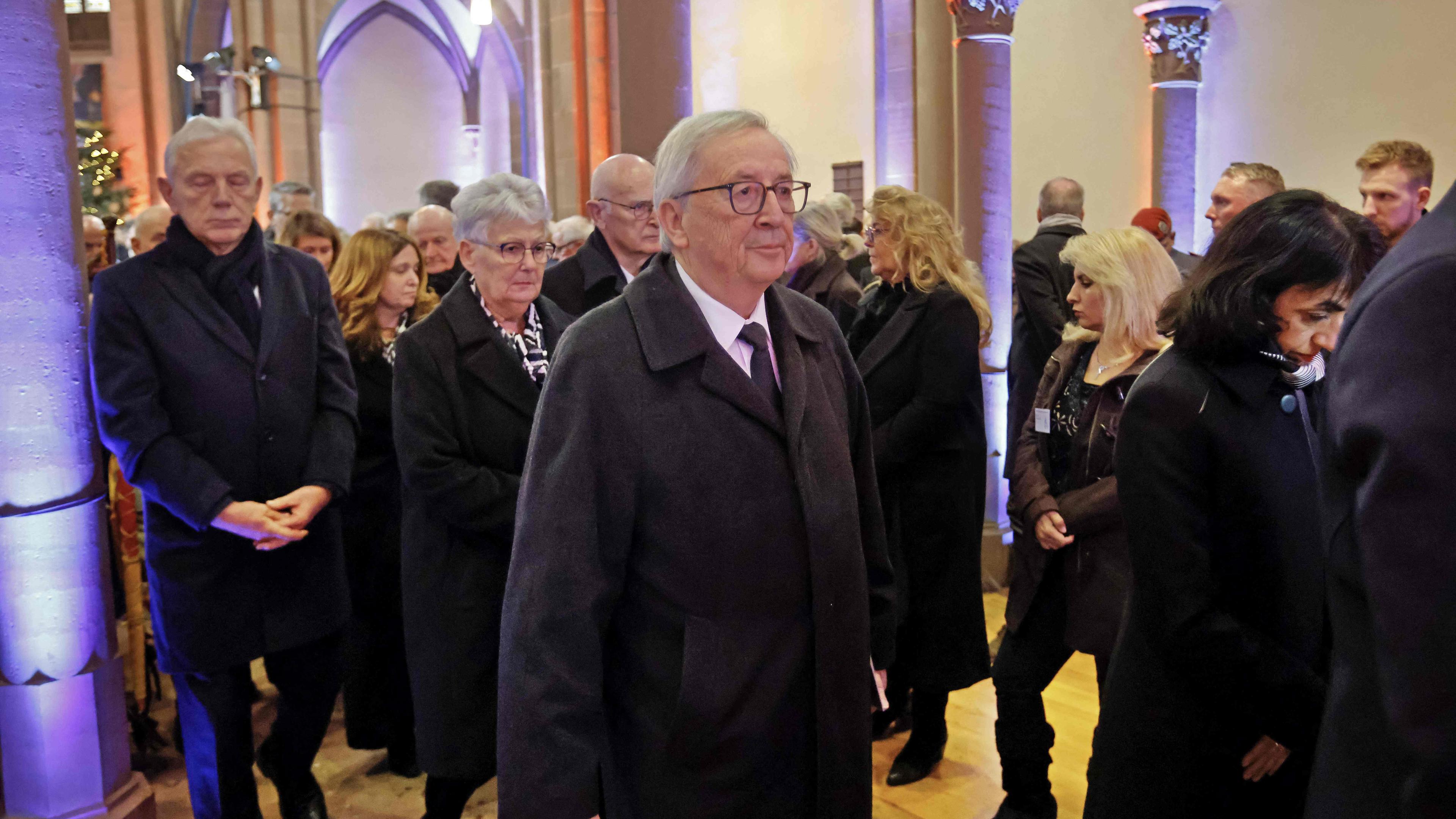 Former European Commission President Jean-Claude Juncker leaves the church after the funeral service of late German political heavyweight Wolfgang Schaeuble on January 5, 2024 at the Evangelische Stadtkirche Church in Offenburg, southern Germany. Wolfgang Schaeuble, one of the most important figures in German politics for decades and an icon of budgetary rigour in the eurozone, had died aged 81, on December 26, 2023. (Photo by Philipp von Ditfurth / POOL / AFP)