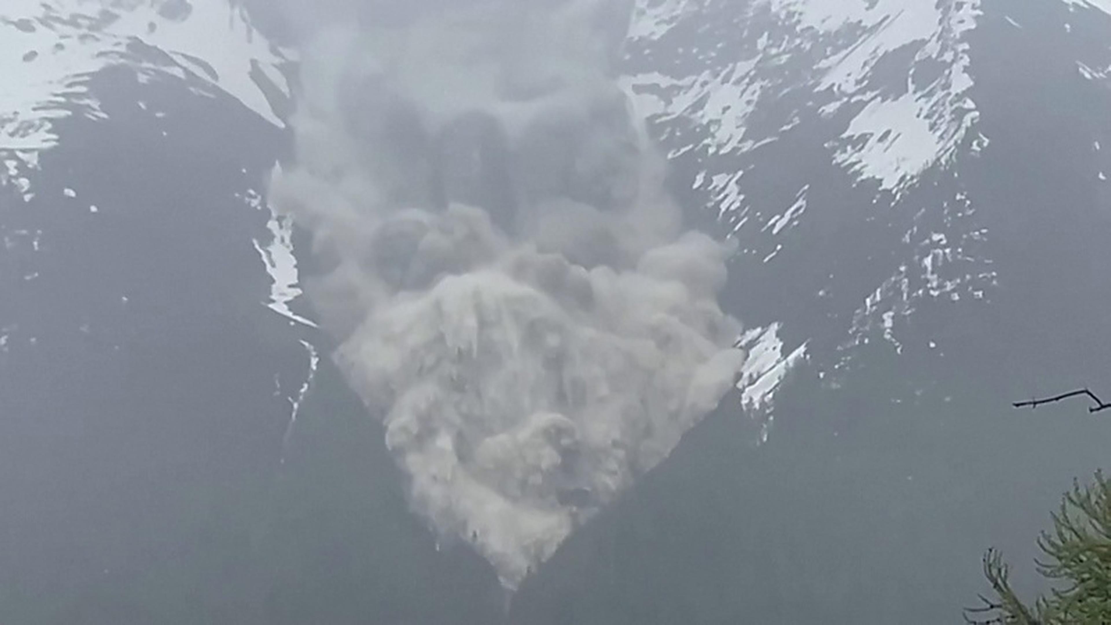 Blatten: First clash, then a glacier cancellation, now tidal wave?