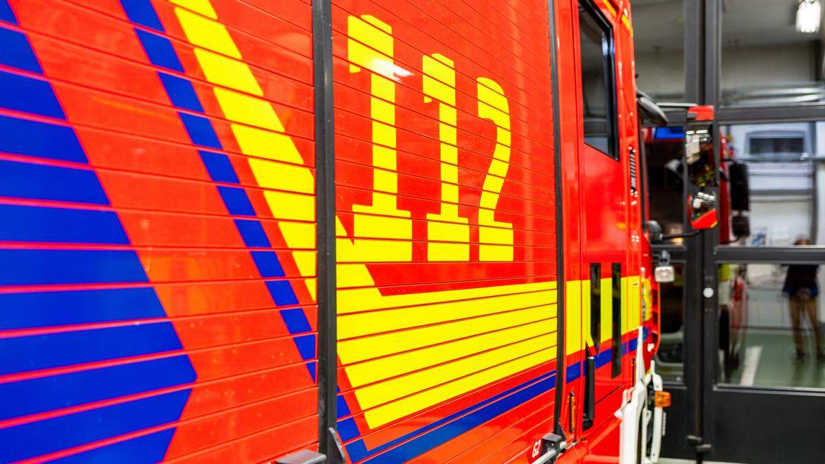 Hitzewelle-f-hrt-zu-deutlich-mehr-Eins-tzen-f-r-Rettungsdienste