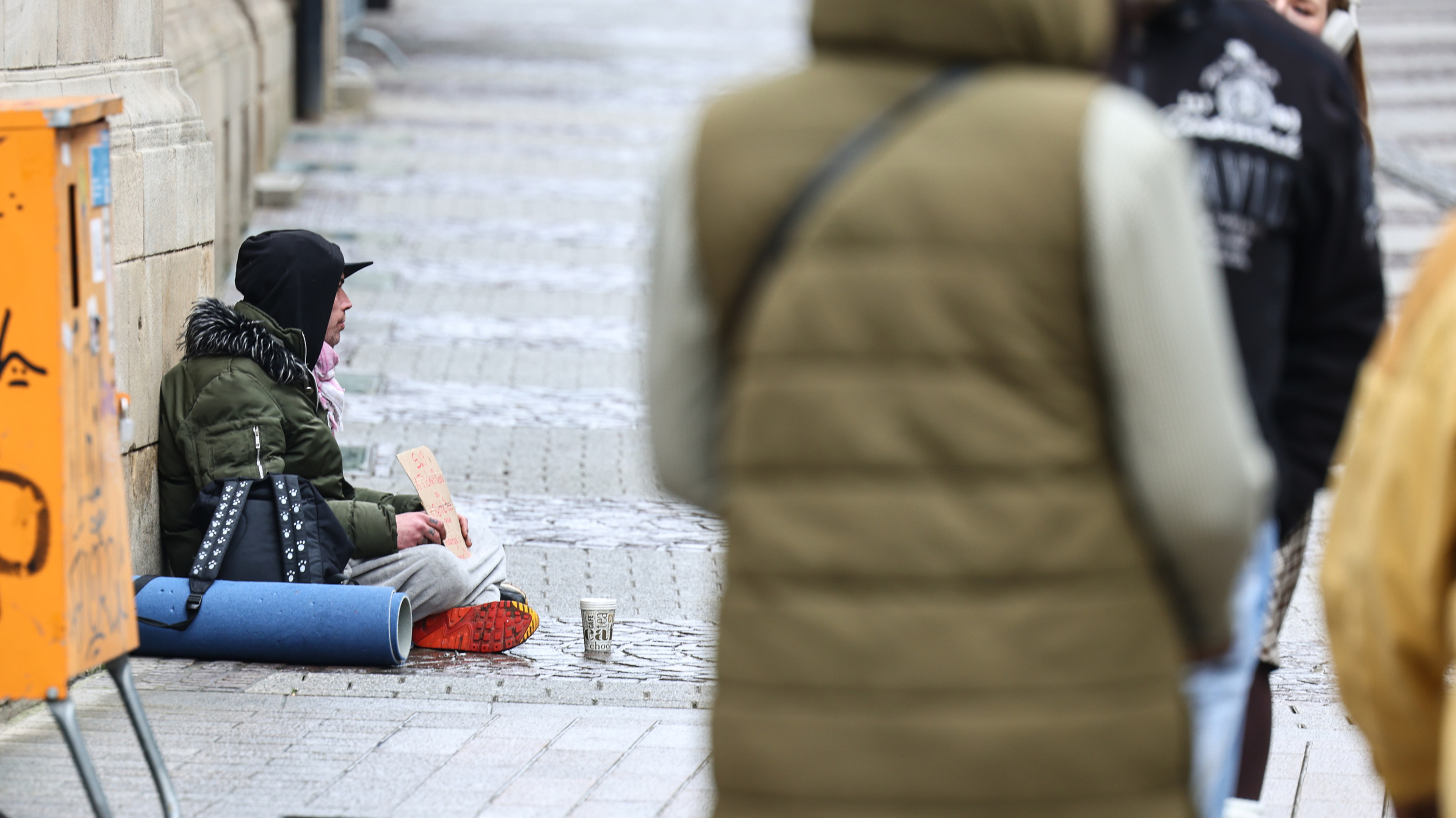 Minister defends begging ban as opposition calls it 'heartless' - Vimarsana News