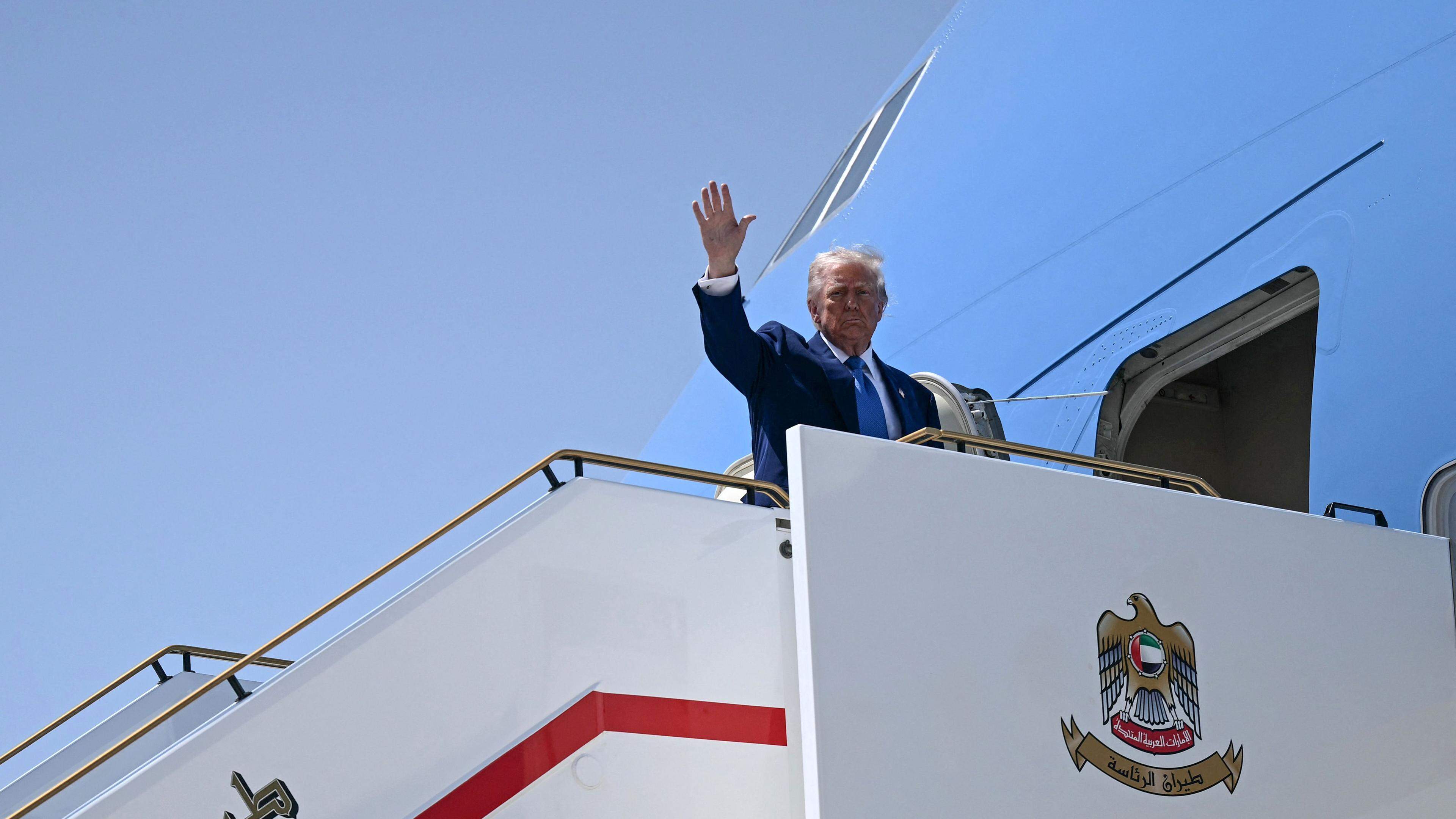 Trump does not travel to Ukraine meeting because of the birth of grandchildren