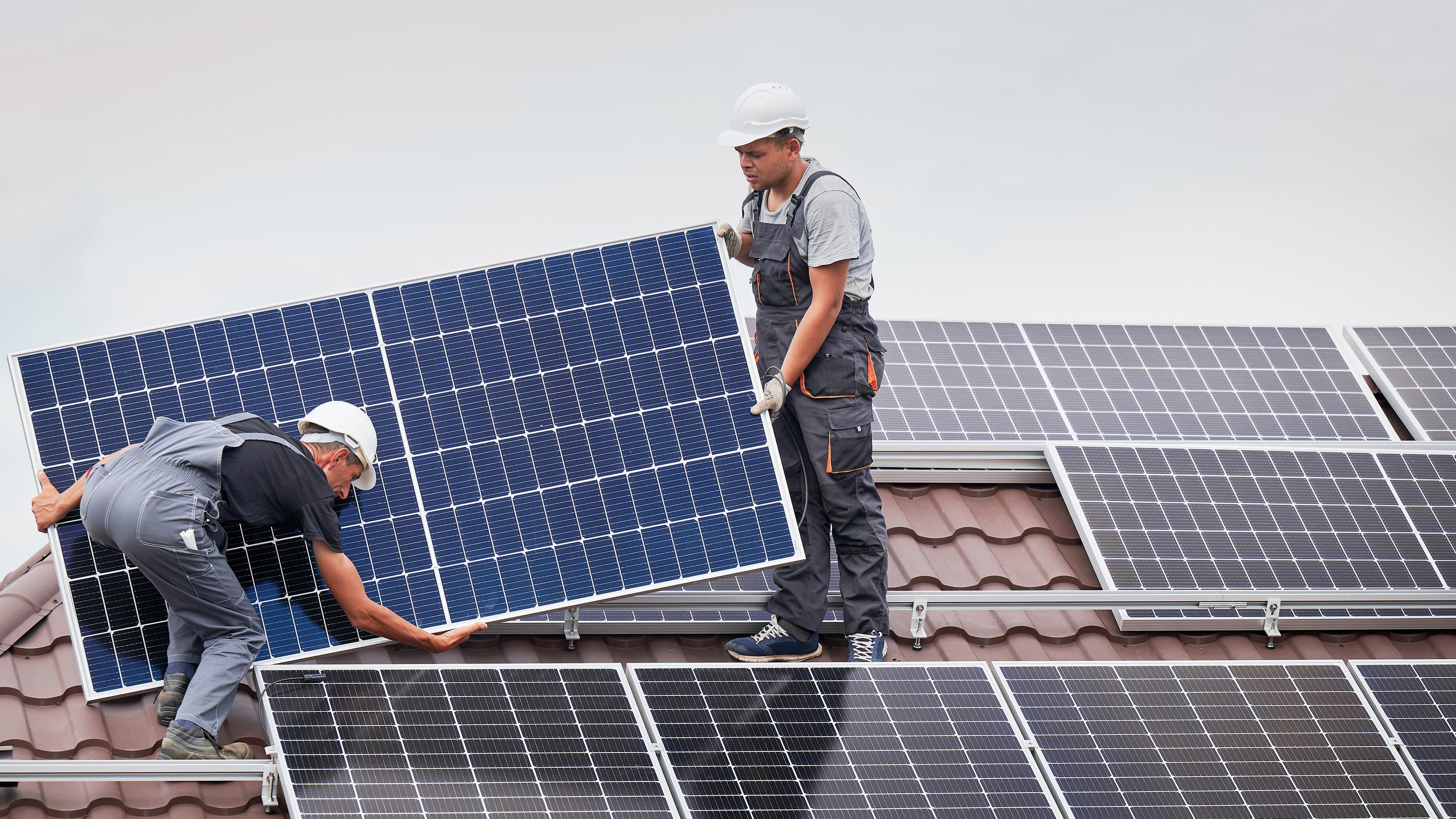 Les résidents qui ne peuvent pas installer de panneaux solaires chez eux pourront ainsi avoir accès à de l’énergie renouvelable produite localement.