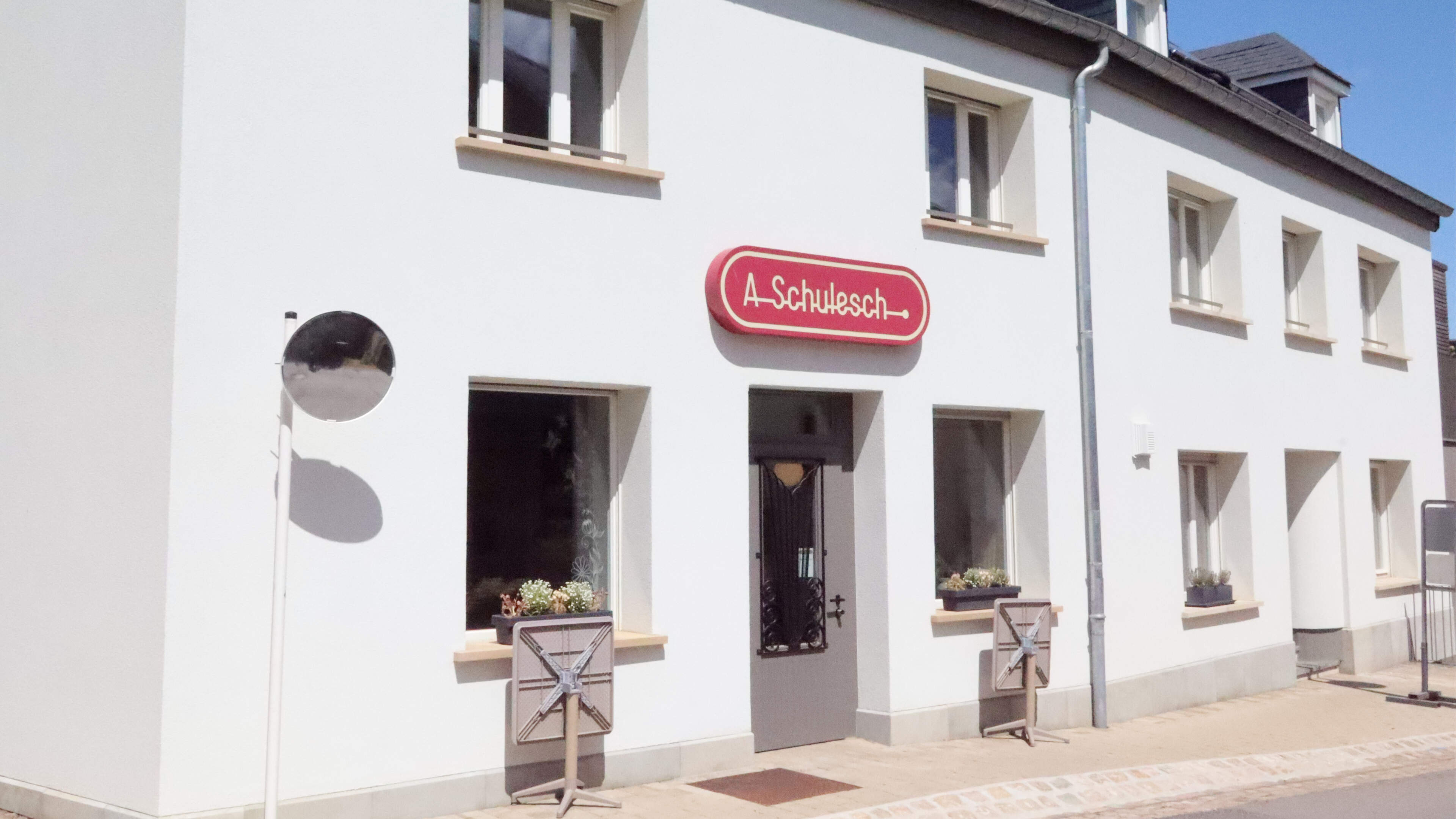 „A Schulesch“ in Heffingen: Der Dorfladen, der zum Treffpunkt für Einkauf und Genuss wird