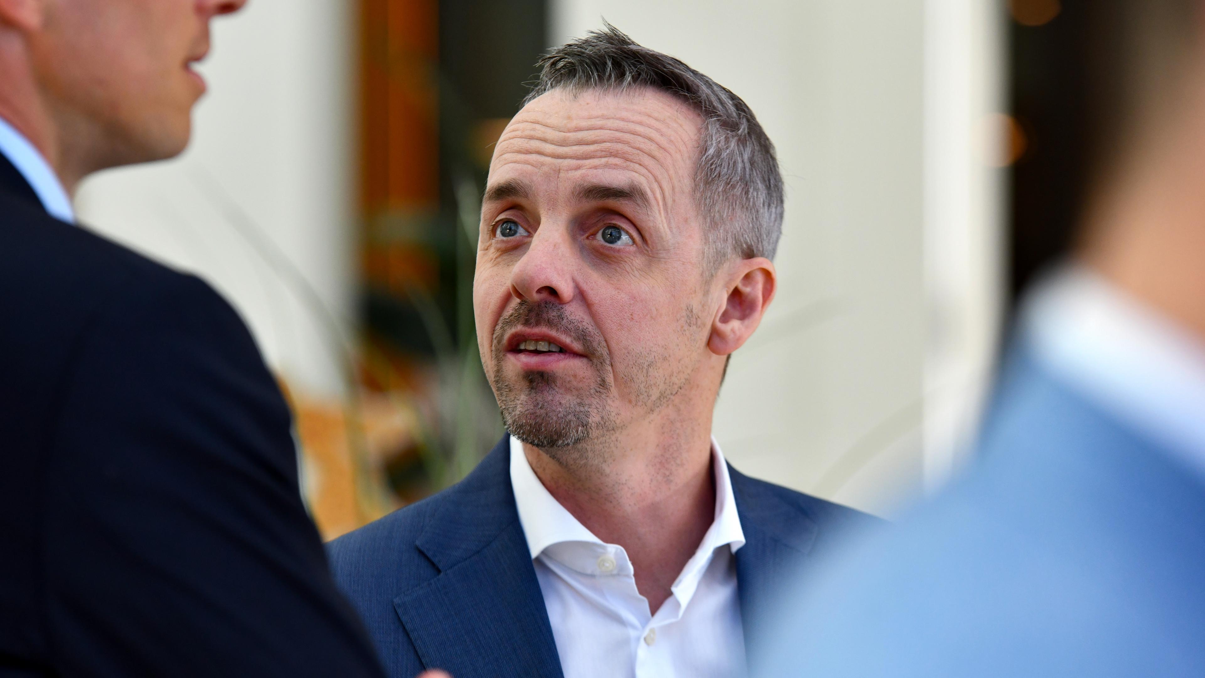 Arbeitsminister überzeugt: Trotz Streit mit Gewerkschaften will er Lösung finden    