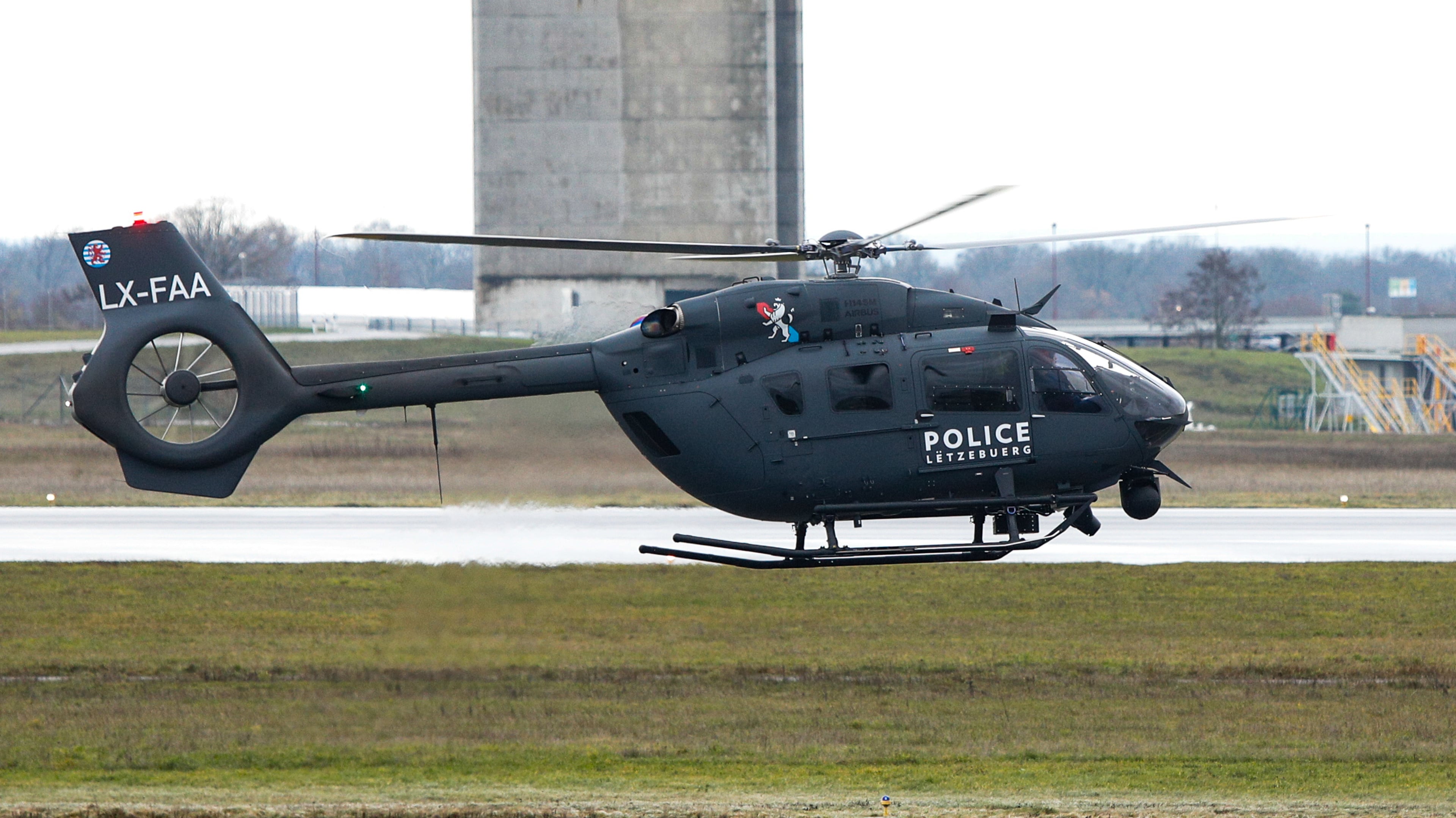 Polizei sucht in Niederkorn mit Helikopter nach vi
