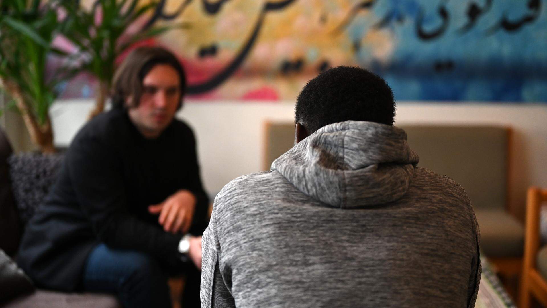 Im Gespräch mit dem 19-jährigen Gambier – Fati erzählte dem „Wort“ seine Fluchtgeschichte. 
