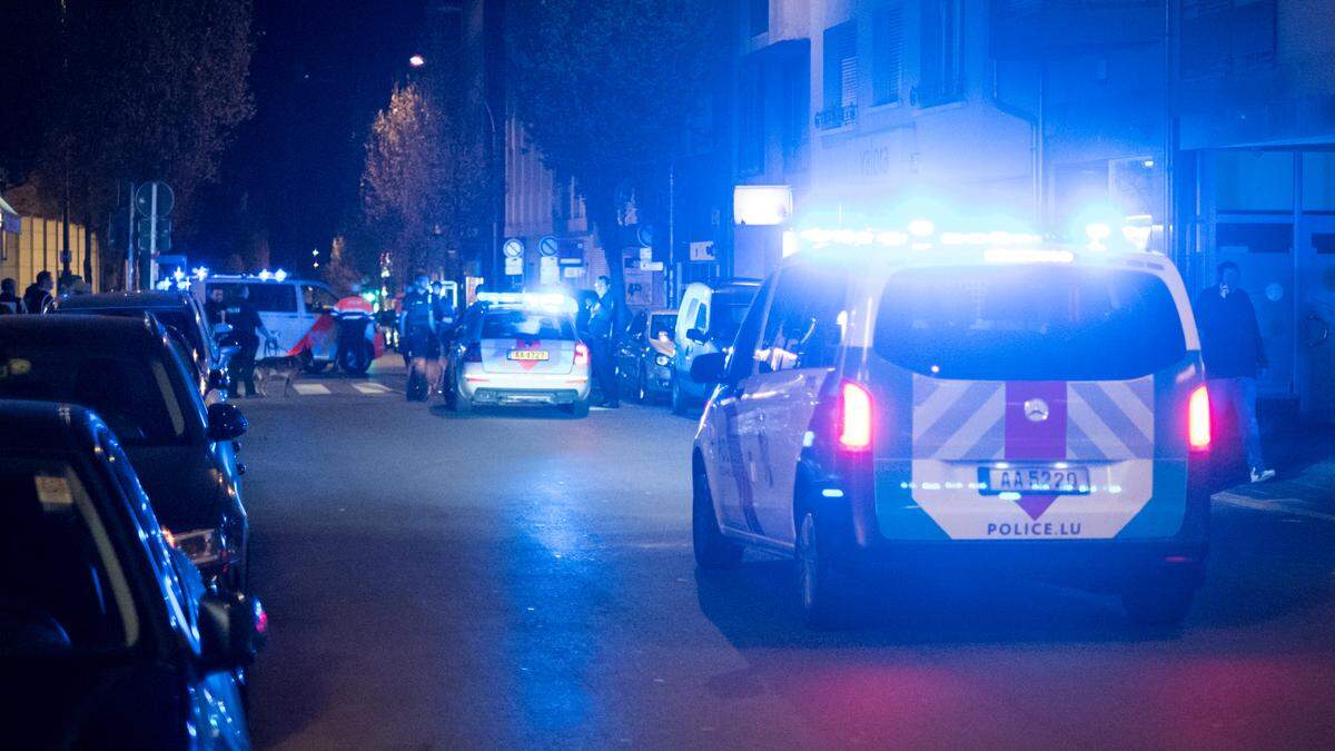 Ladendieb-und-aggressiver-Gast-landen-im-Arrest