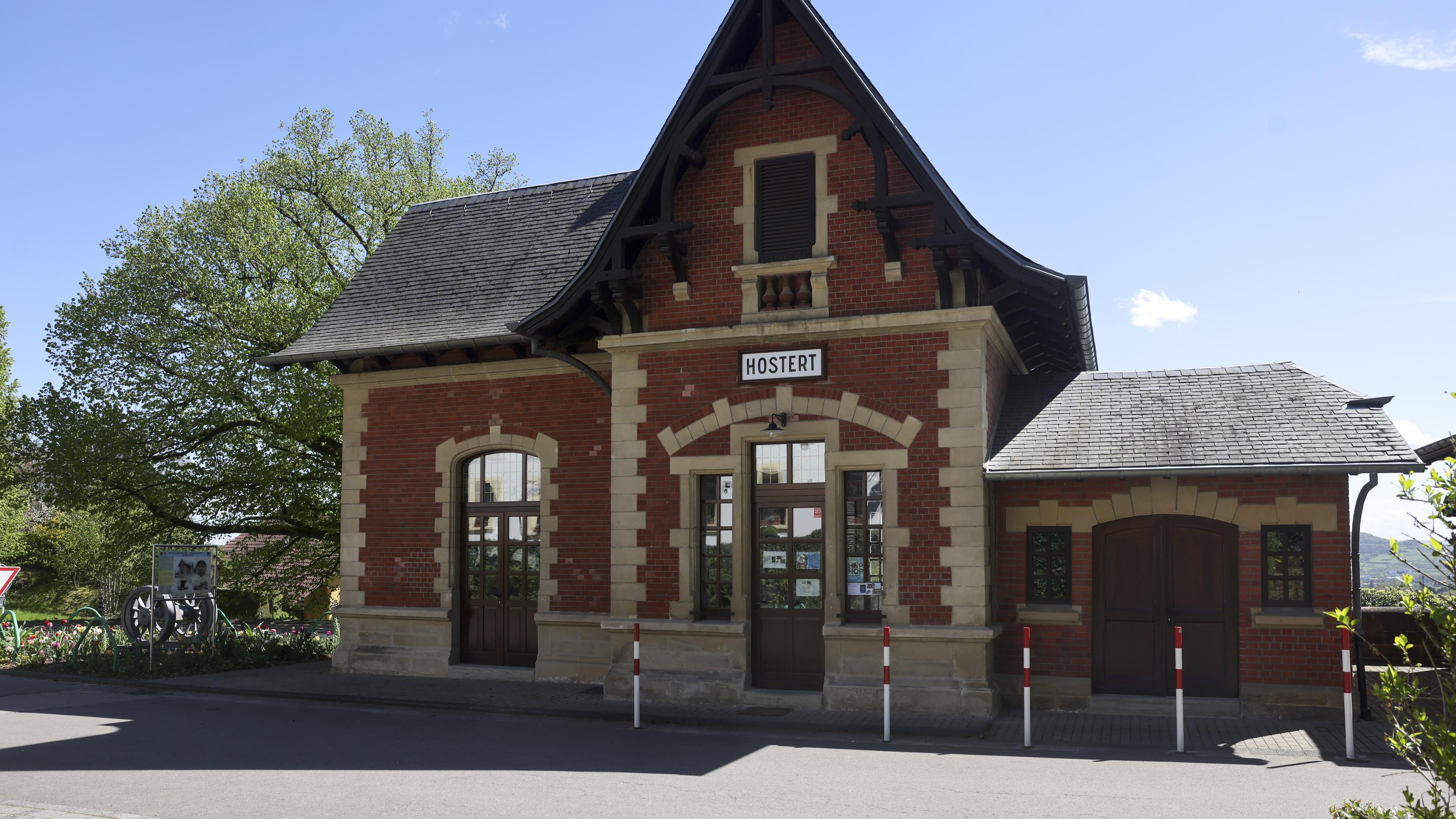 In Hostert ist die Bevölkerung stolz auf das restaurierte Bahnhofsgebäude. 