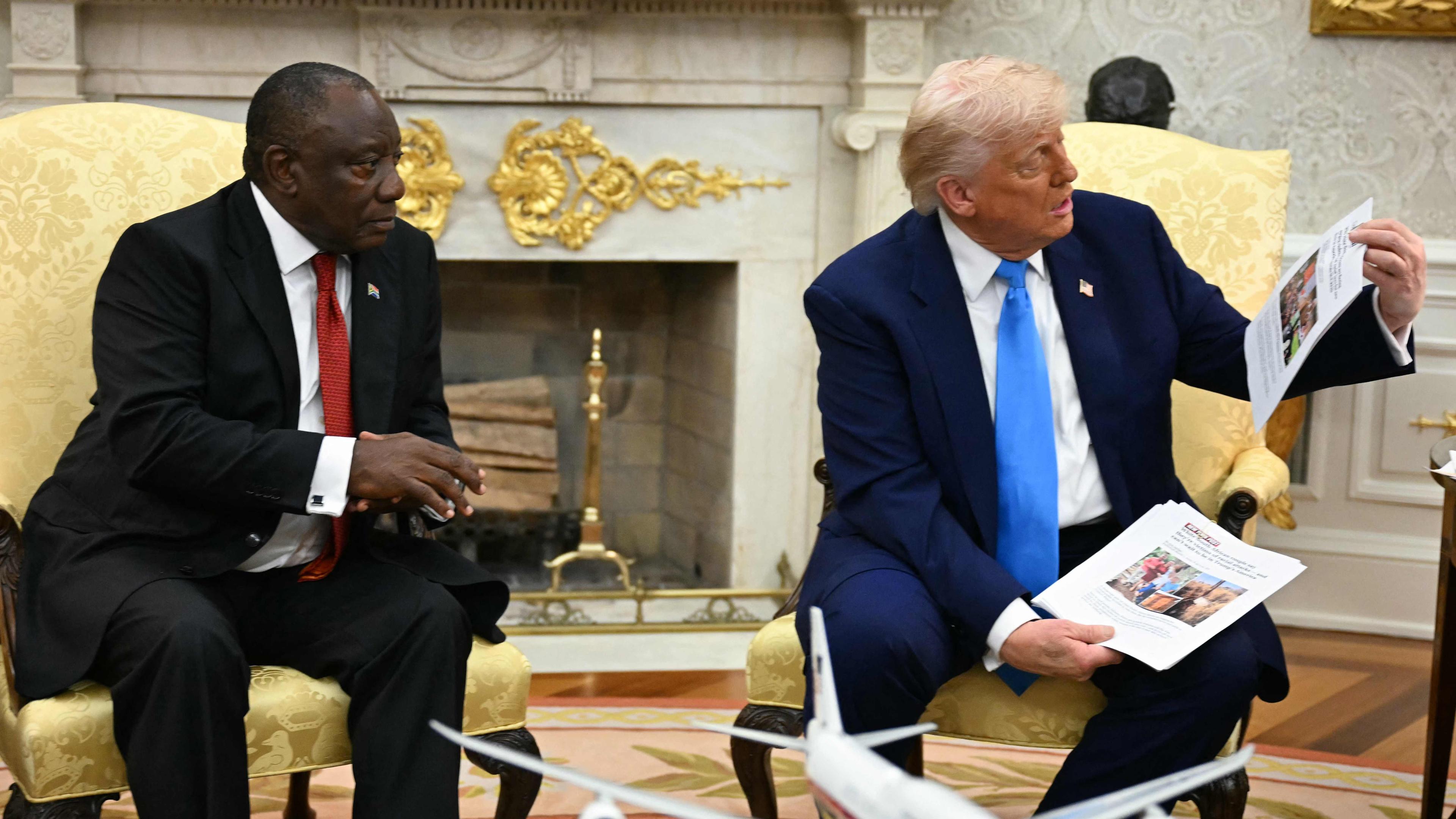 Trump shows photos from the Congo as an evidence of « genocide in South Africa »