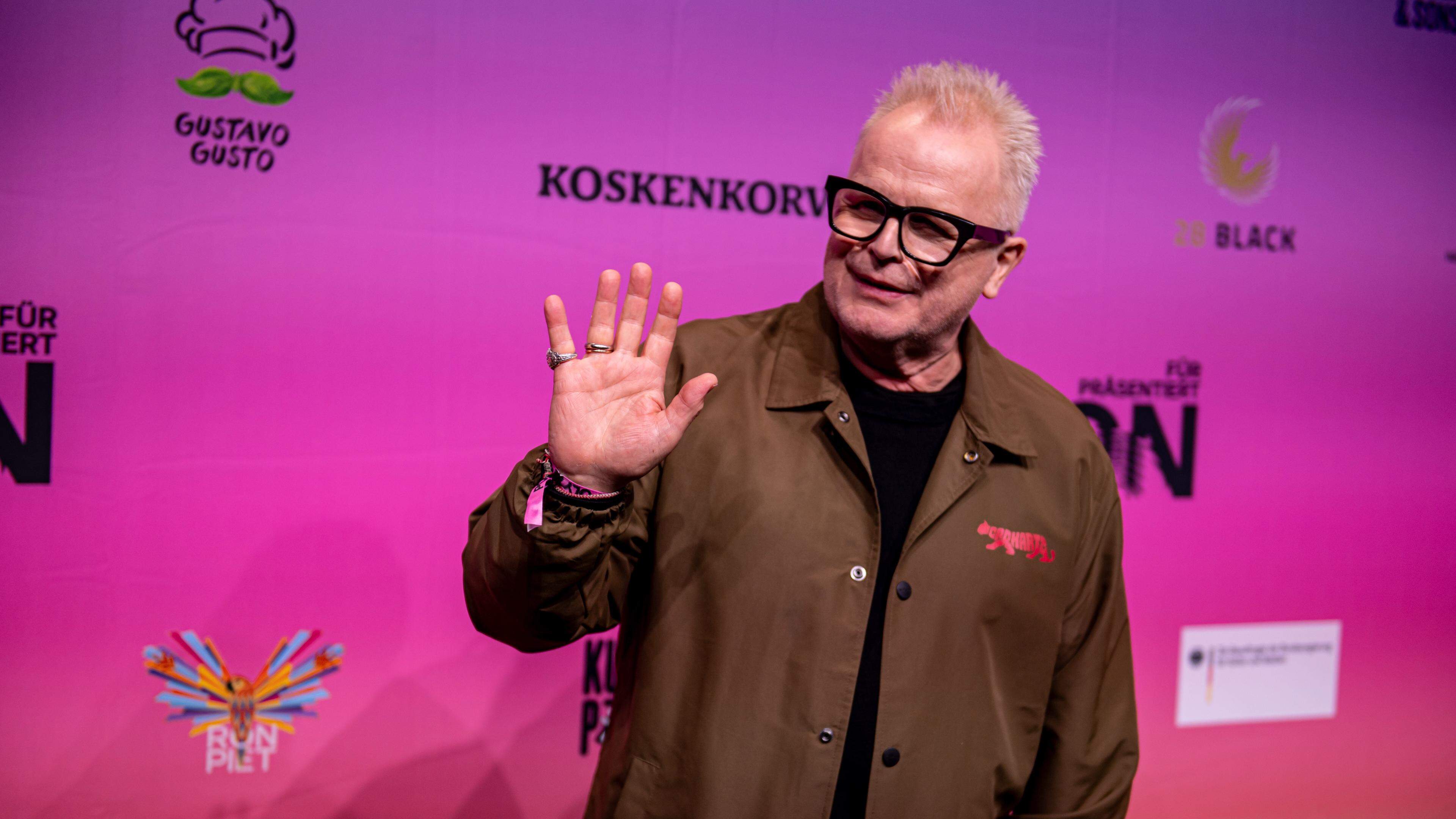 Grönemeyer: De la Corona, toți sunt “traumatizați post” +++ Heino se inspiră din Heesters – până la vârsta de 104 ani pe scenă   
