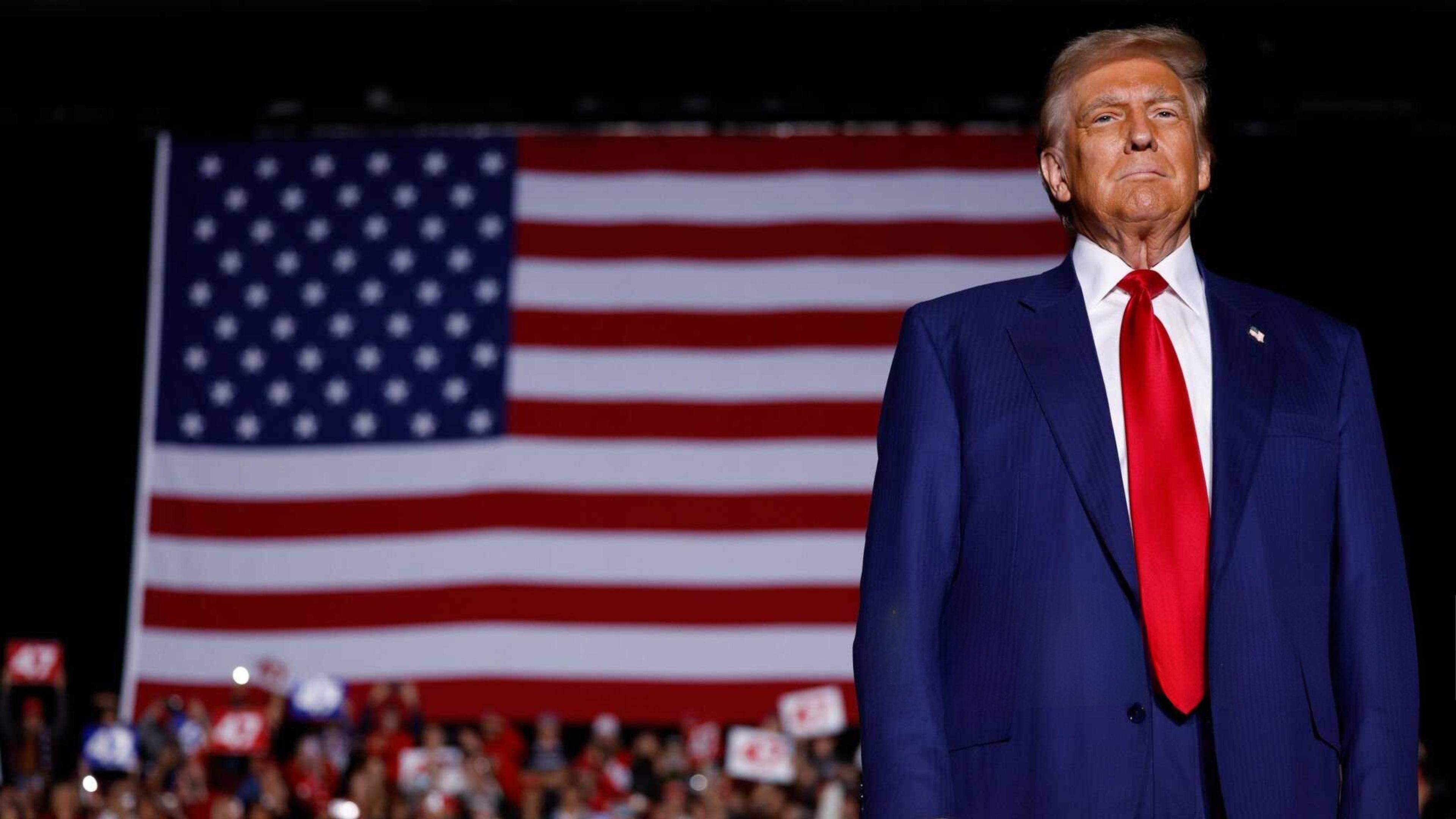 Trump va trimite migranți criminali la GuantánamoFlashcard Subject: 1.1.1

Q: What is a computer?
A: A computer is an electronic device that is designed to process, store, and retrieve data and perform various operations according to instructions provided by a software program.

Q: What are the main components of a computer?
A: The main components of a computer are the central processing unit (CPU), memory, storage devices, input devices, output devices, and communication devices.

Q: What is the central processing unit (CPU)?
A: The central processing unit (CPU) is the brain of the computer. It is responsible for executing instructions and performing calculations. It consists of two main components: the control unit and the arithmetic logic unit (ALU).

Q: What is memory?
A: Memory is a temporary storage area that holds data and instructions that are currently being used   