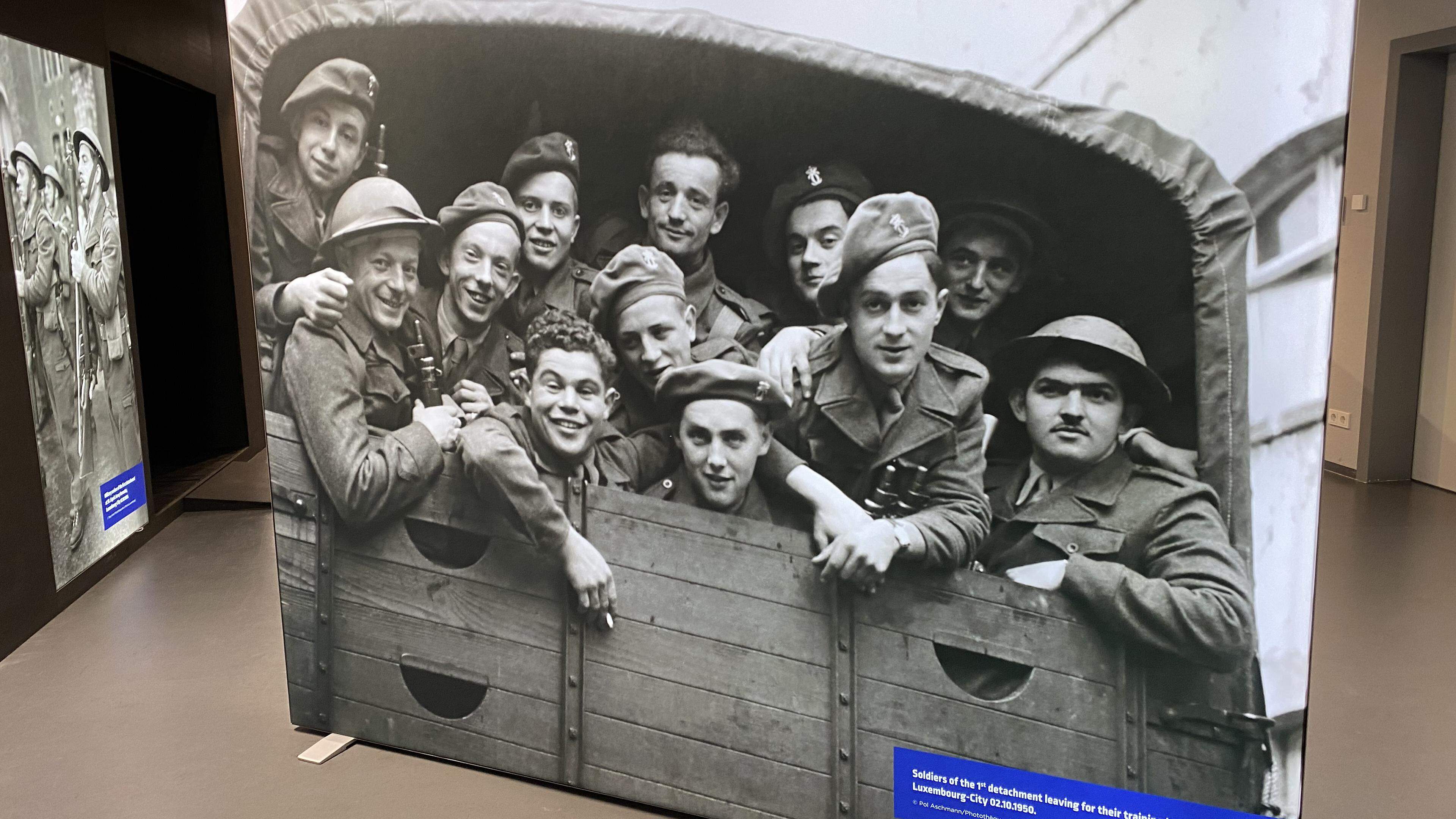 Xavier Bettel à La Rencontre De Lun Des Derniers Vétérans Luxembourgeois De La Guerre De Corée 