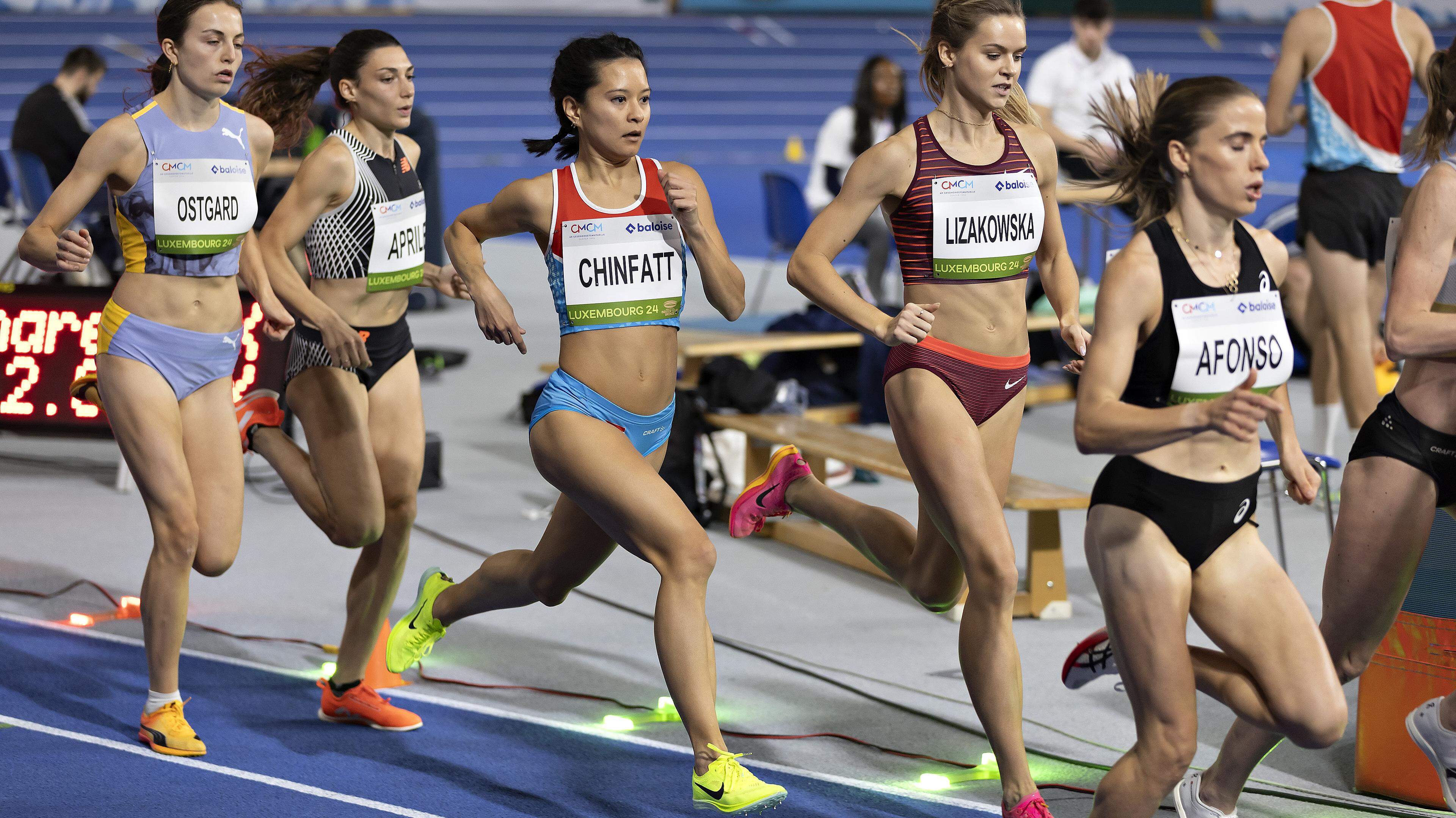 Kimberly Chinfatt atinge primul său record național la vârsta de 36 de ani   