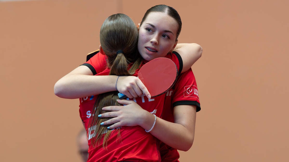 Sensation-in-London-Tischtennisspielerinnen-stehen-im-WM-Achtelfinale