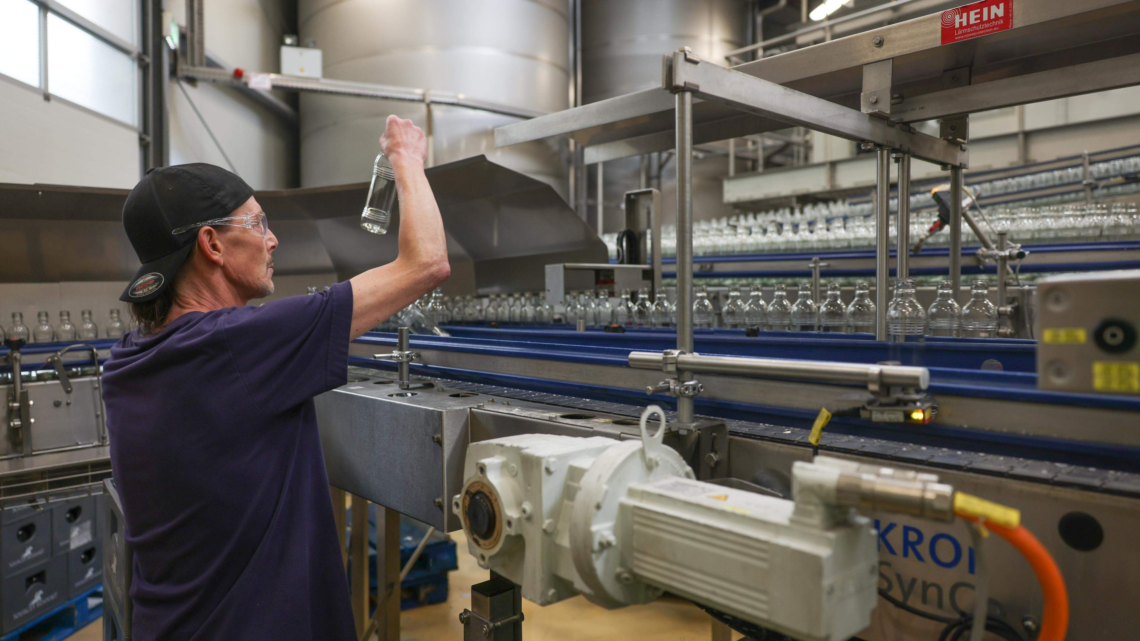 New labor law and more flexible working hours?