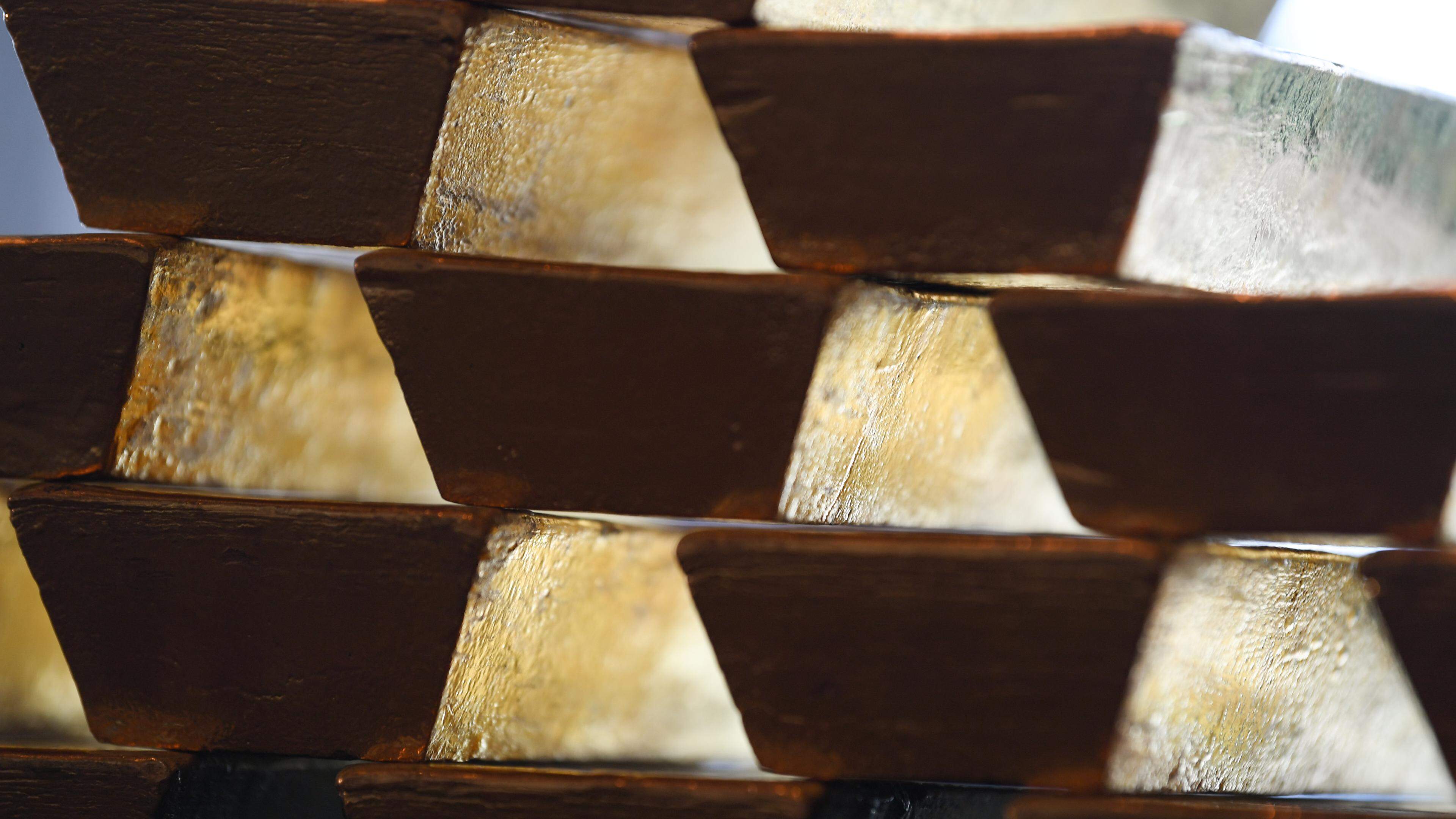 Price leap in oil, gas and gold