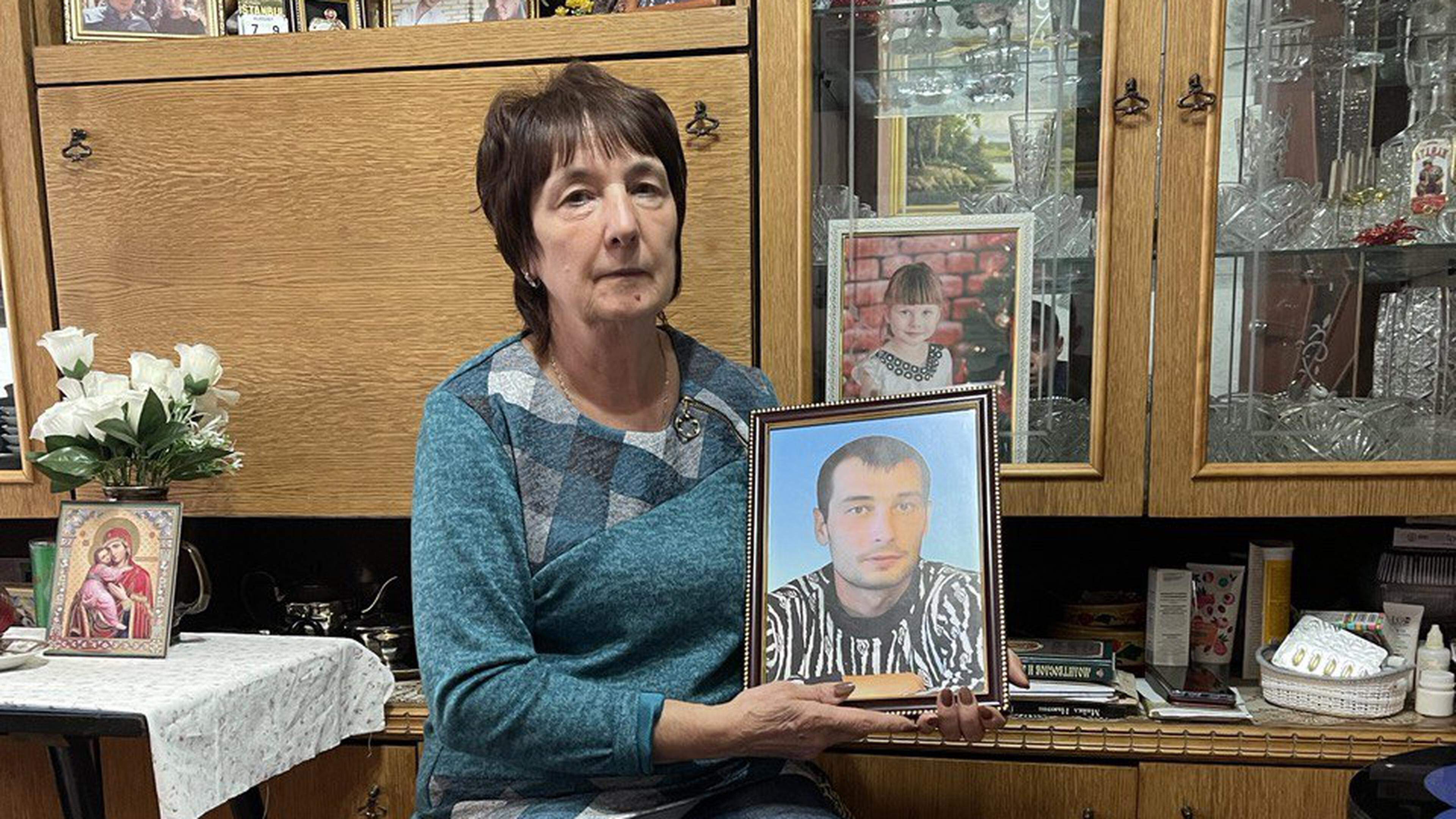 Galina Alexandrovna Inkina a perdu son fils en 2022 dans une explosion de méthane dans une mine de charbon d'ArcelorMittal.
