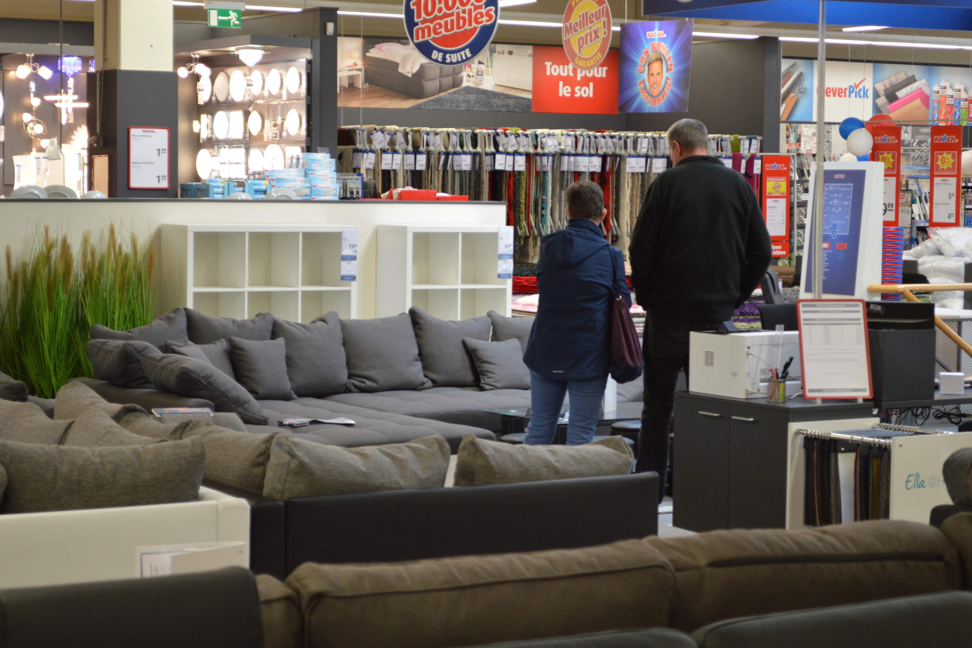 Furniture chain Roller to close all Luxembourg stores