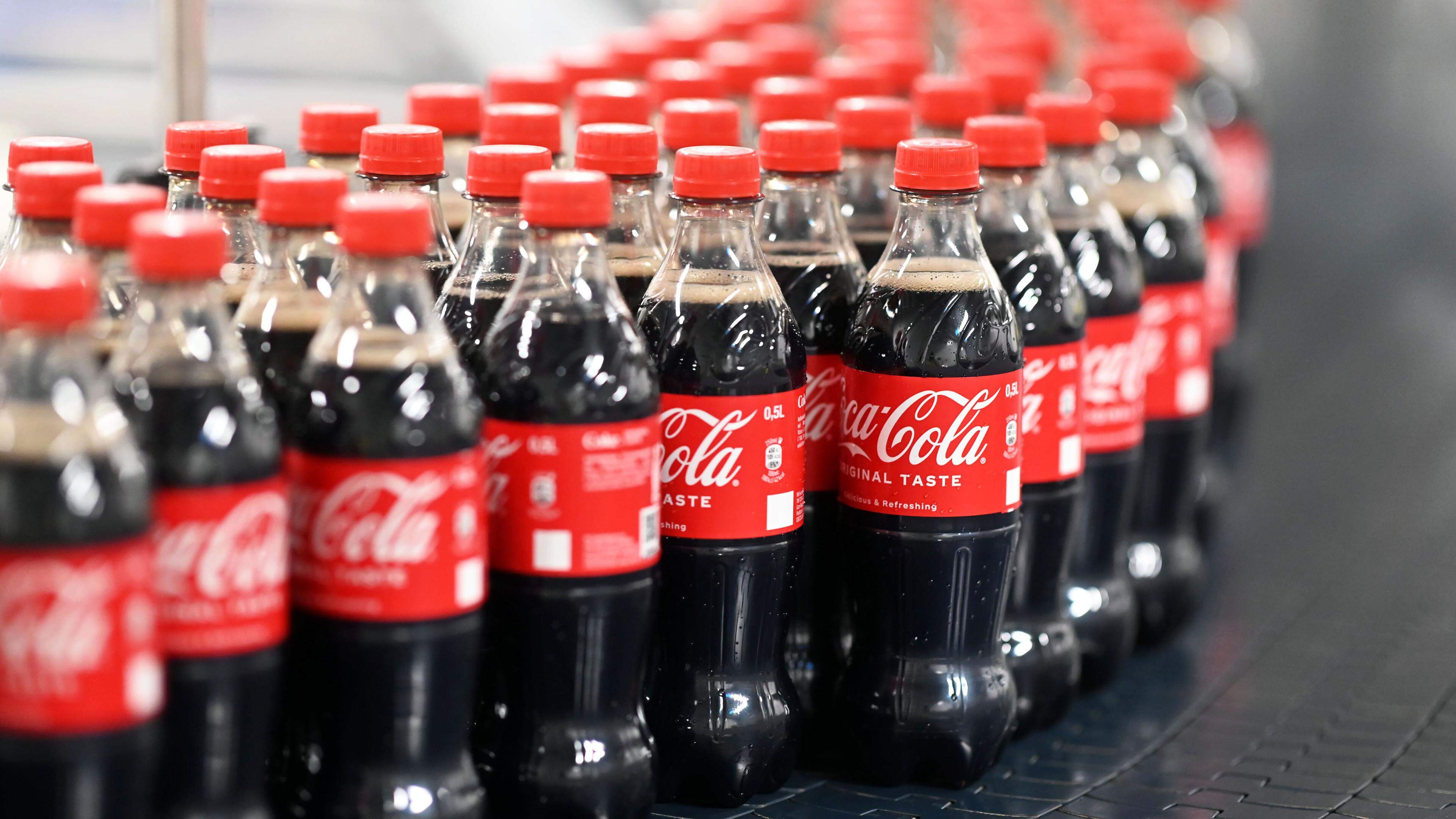 Ce se întâmplă acum cu băuturile după apelul la Coca-Cola?   