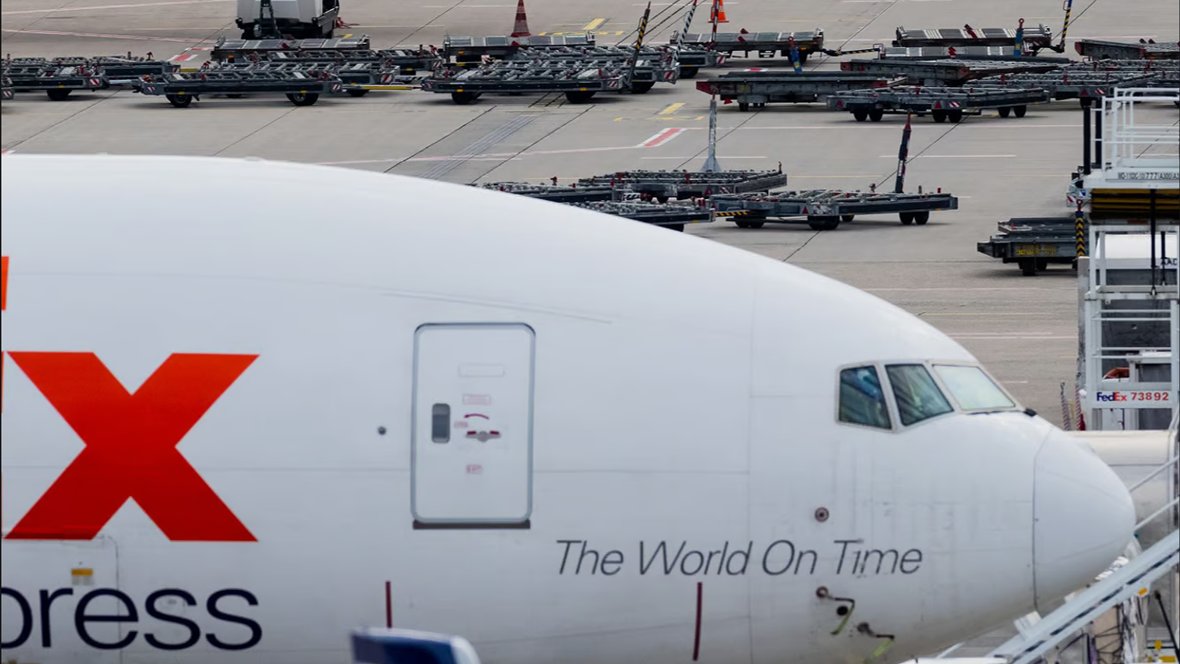 Eine Boeing des Logistikunternehmens FedEx hatte Fahrwerkprobleme.