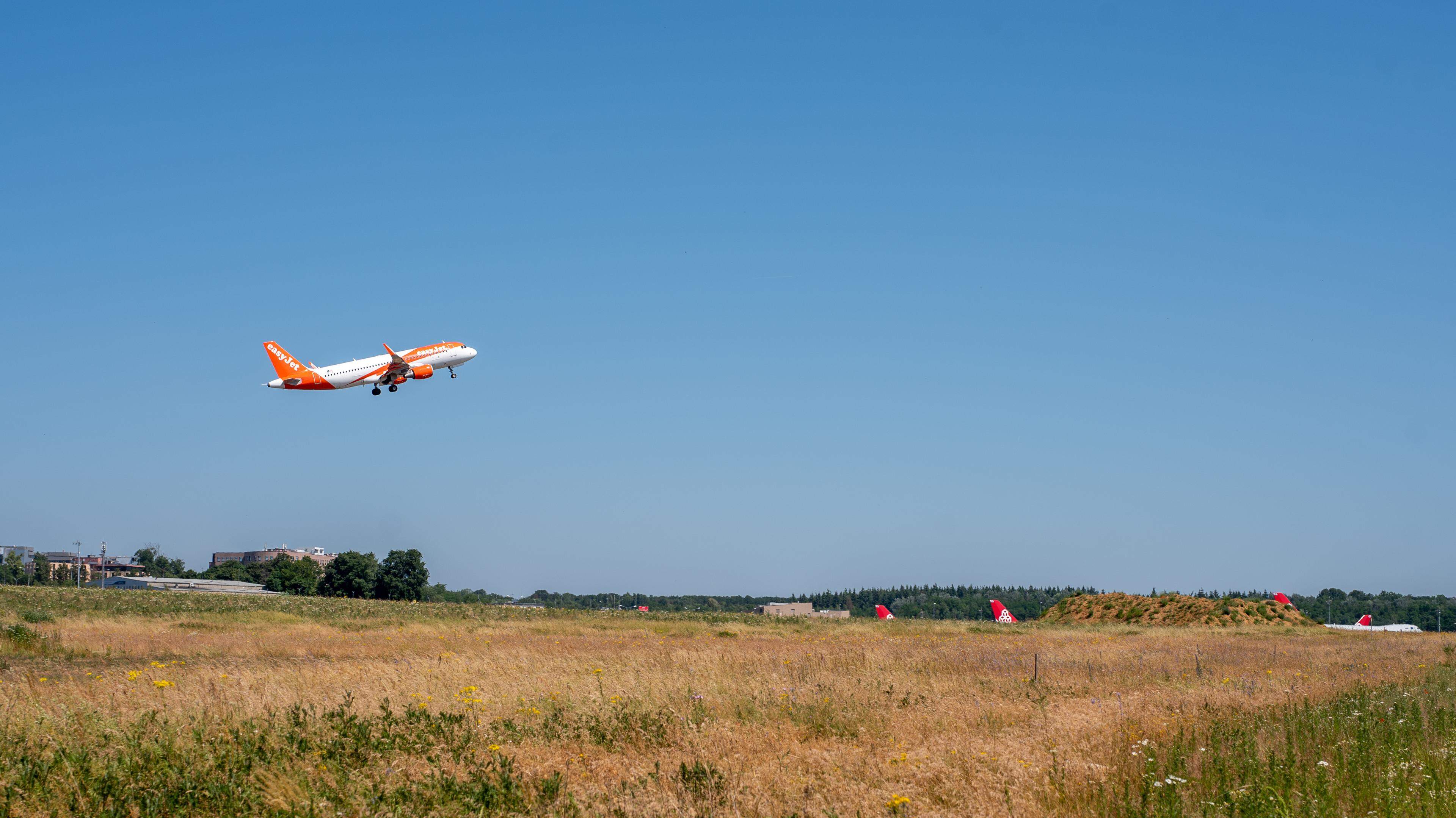Verschiedene Fotos Findel Airport , Easyjet Flugzeug , Foto: Sandra Packard / Luxemburger Wort